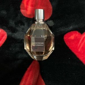 Flowerbomb L’eau de parfum by Viktor&Rolf 100ml 3.4oz